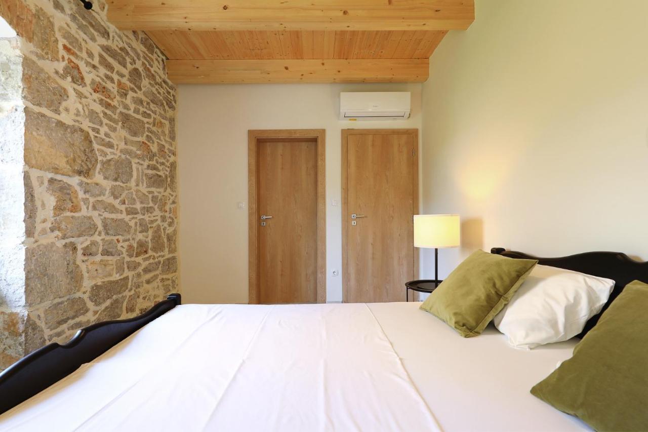 Villa Mira With A Heated Pool And A Sea View Bozava Exterior photo