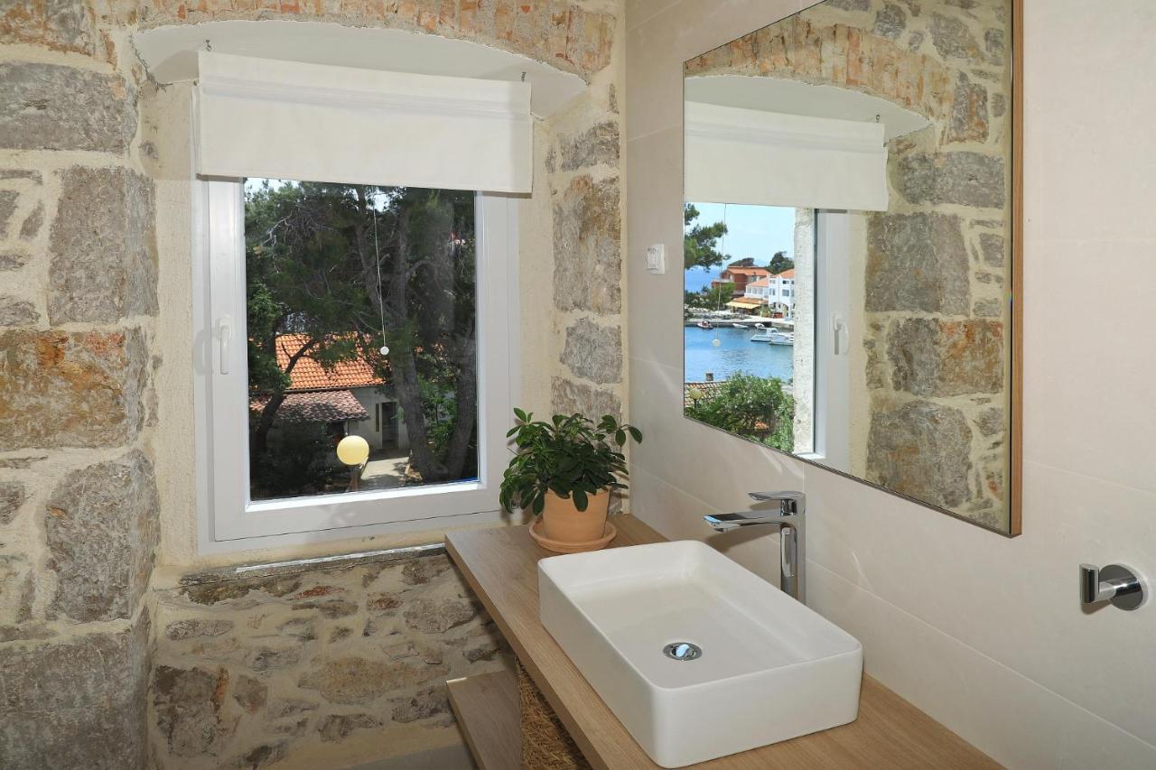 Villa Mira With A Heated Pool And A Sea View Bozava Exterior photo