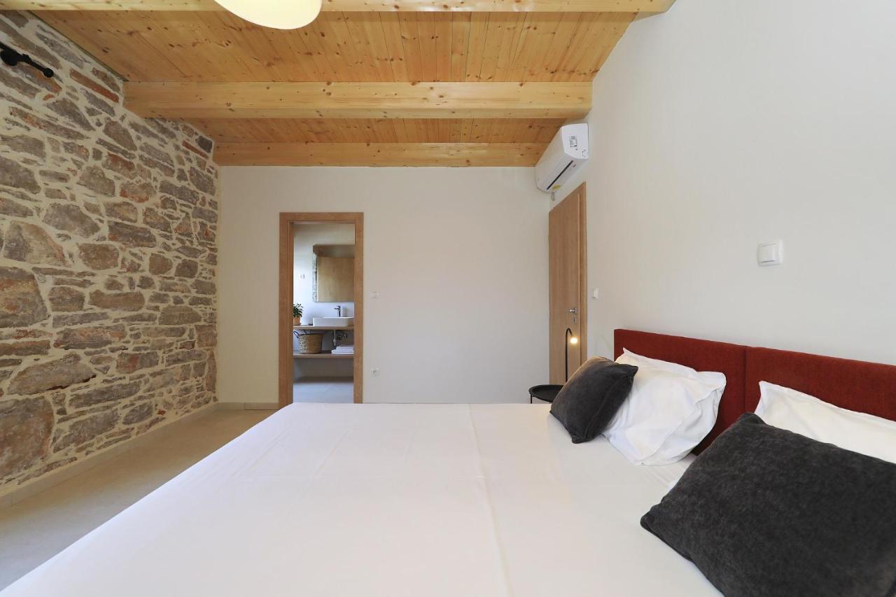 Villa Mira With A Heated Pool And A Sea View Bozava Exterior photo